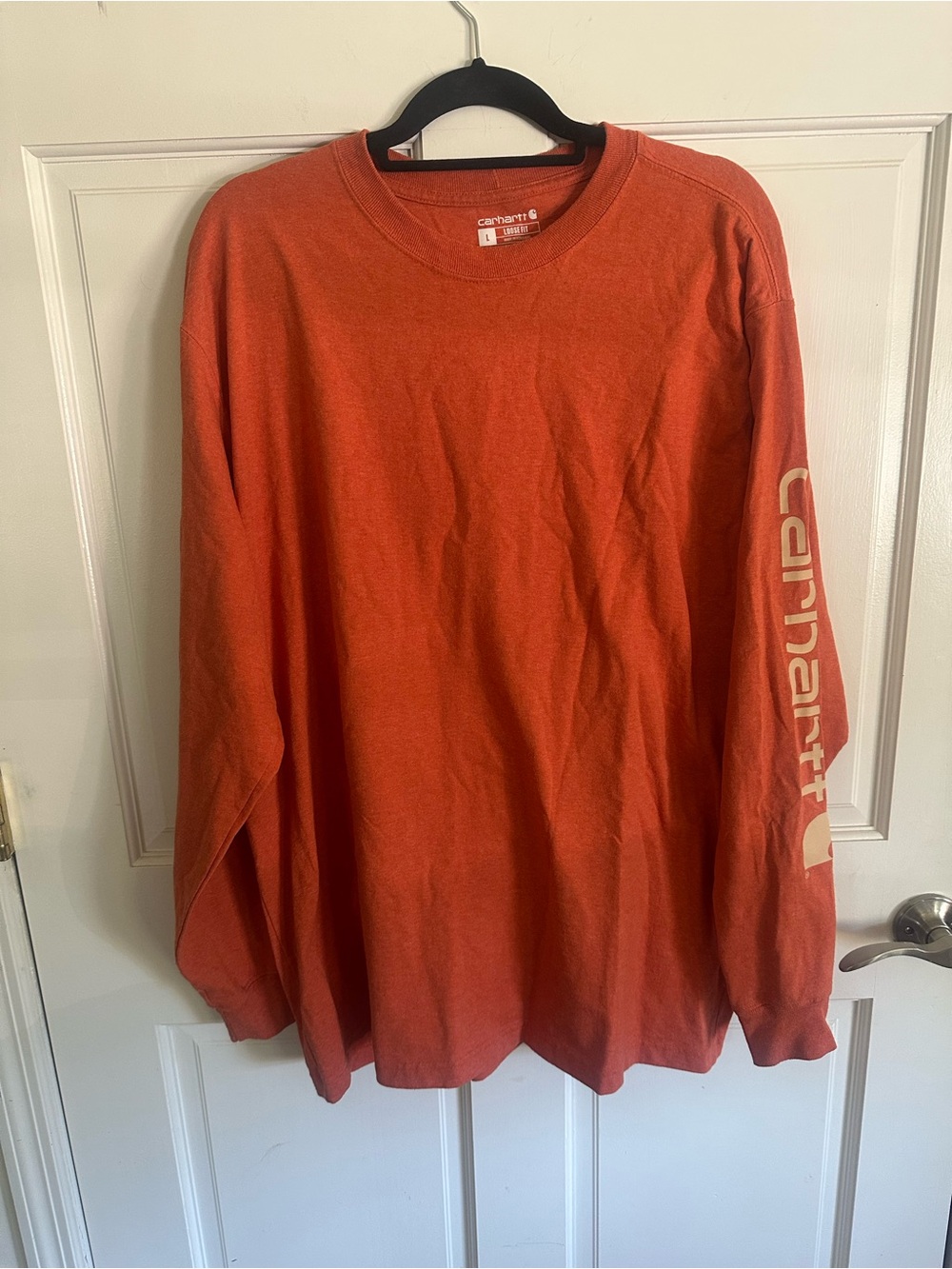 Carhartt Men’s Long-Sleeve Crewneck Sweatshirt Orange Large chest 46” L 31” used